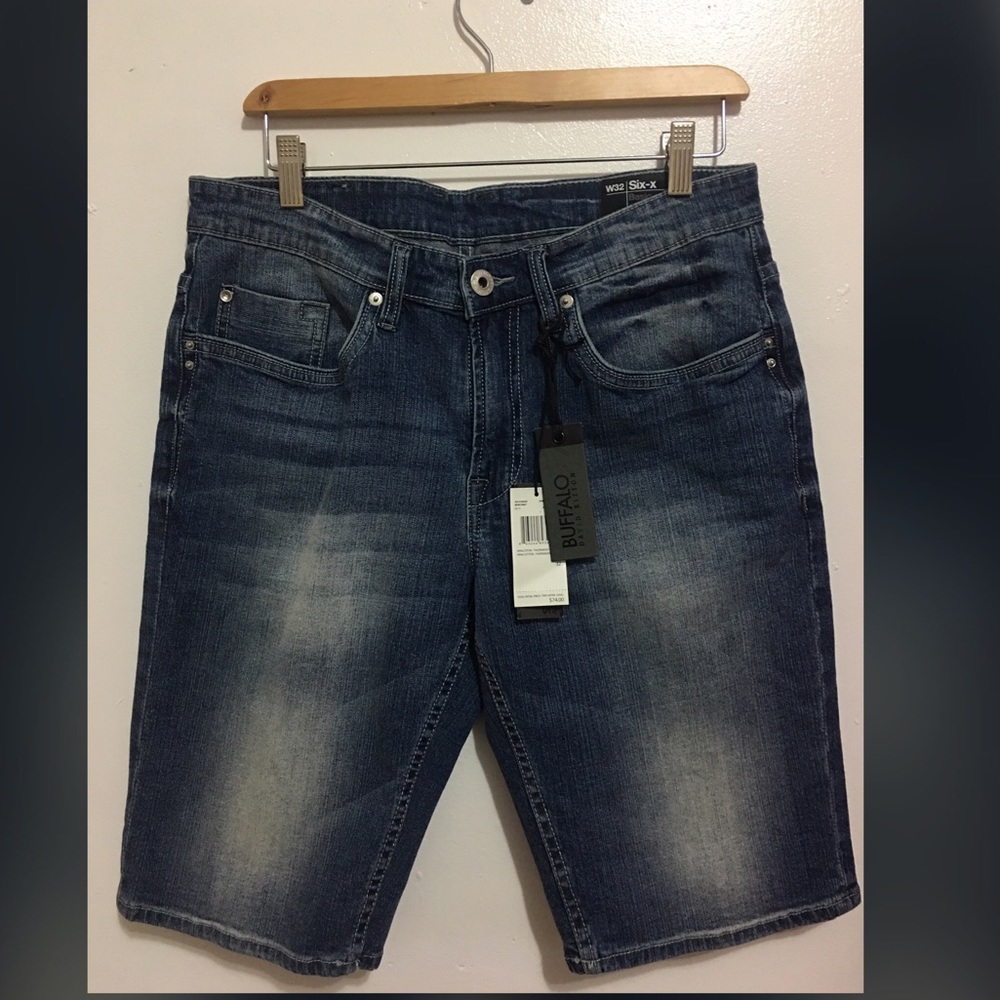 Buffalo by David Bitton; Jean shorts